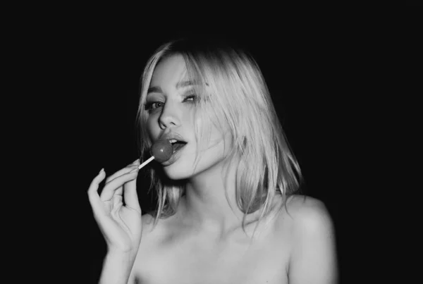 Sexy Girl Face Sensual Glamorous Attractive Lady Licking Yummy Sugary — Stockfoto