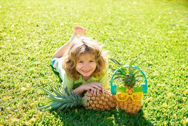 Young Funny Boy Holding Pineapple Smiling Backyard Kid Pineapple Kids — Stock Photo, Image