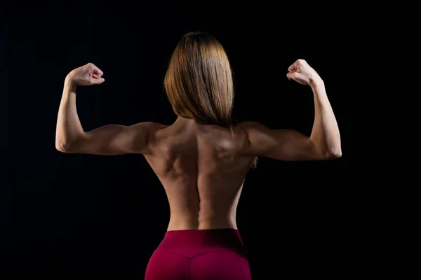 Mujer Atlética Forma Bombeando Músculos Espalda Mujer Deporte Cuerpo Fuerte —  Fotos de Stock