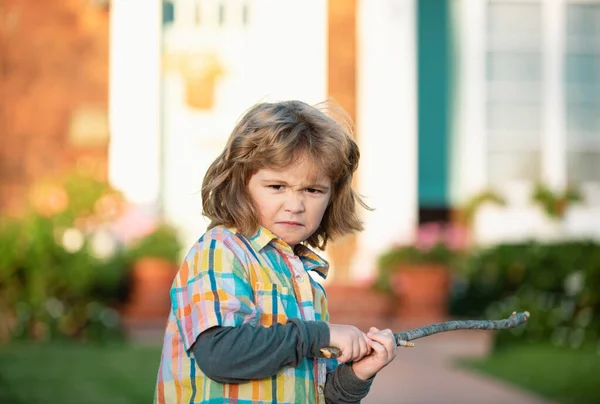 Conflito Crianças Agressão Infantil Conceito Emoção Negativa Rapaz Agressor Furioso — Fotografia de Stock