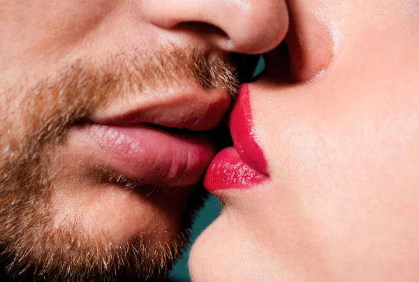 Kiss Sexy Couple Love Intimate Relations Close Mouths Kissing Passion — Stock Photo, Image