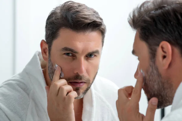 Beauty Male Face Cream Beauty Routine Beauty Man Perfect Skin — Stock Photo, Image