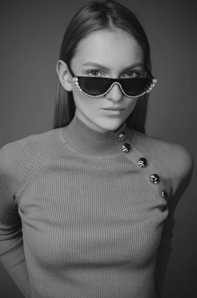 Fashion Sunglasses Young Woman Face Close Beautiful Girl — Fotografia de Stock