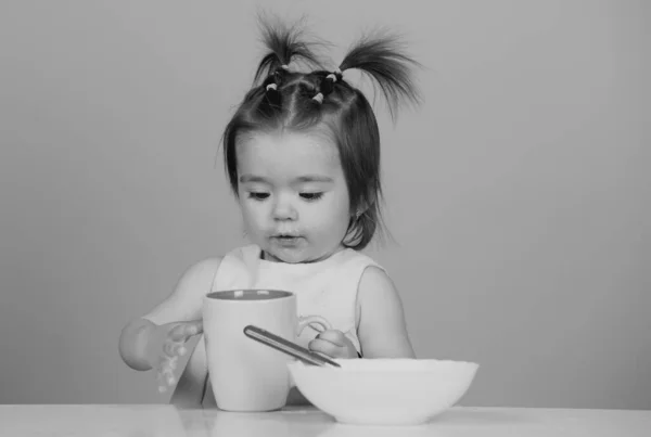 Babies Eating Healthy Food Baby Babys First Meal Child Eats — Stockfoto
