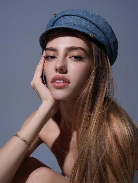 Şapkalı Seksi Çekici Kadın Güzel Seksi Model Portresi Güzel Kadın — Stok fotoğraf