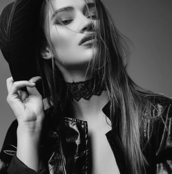 Sensual Portrait Young Woman Studio Beautiful Girl Fashion Model — Stockfoto