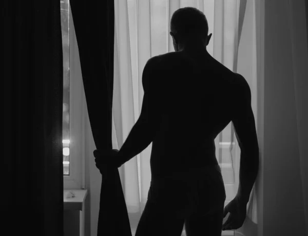 Sexy Gay Silhouette Man Undresses Young Guy Beautiful Bare Naked — стоковое фото
