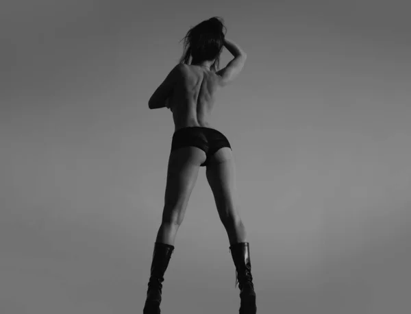 Sexy Beautiful Woman Underwear Outdoor Woman Posing Sexy Underwear Beautiful — Stockfoto