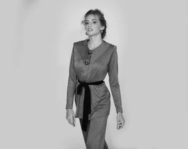 Mode Vrouwelijk Pak Fashion Vrouw Mode Jurk Mode Luxe Moderne — Stockfoto