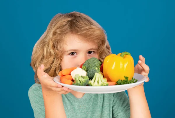 Funny Child Hold Plate Vegetables Healthy Breakfast Kids Fruits Vegetables — Stock Photo, Image