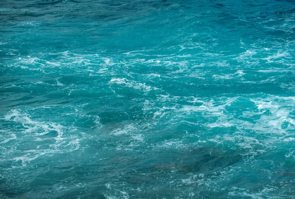Abstraktní Moře Příroda Pozadí Vodní Vlny Slunečním Světle Kopírovacím Prostorem — Stock fotografie