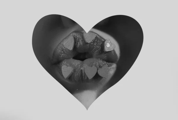 ハートメイク 美しい唇だ 紙を通して心で唇 愛の概念 リップスカール — ストック写真