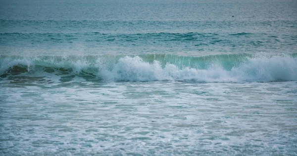 아름다운 해변의 풍경의 파노라마 바다에서 파노라마처럼 바다를 바라본다 아름다운 — 스톡 사진