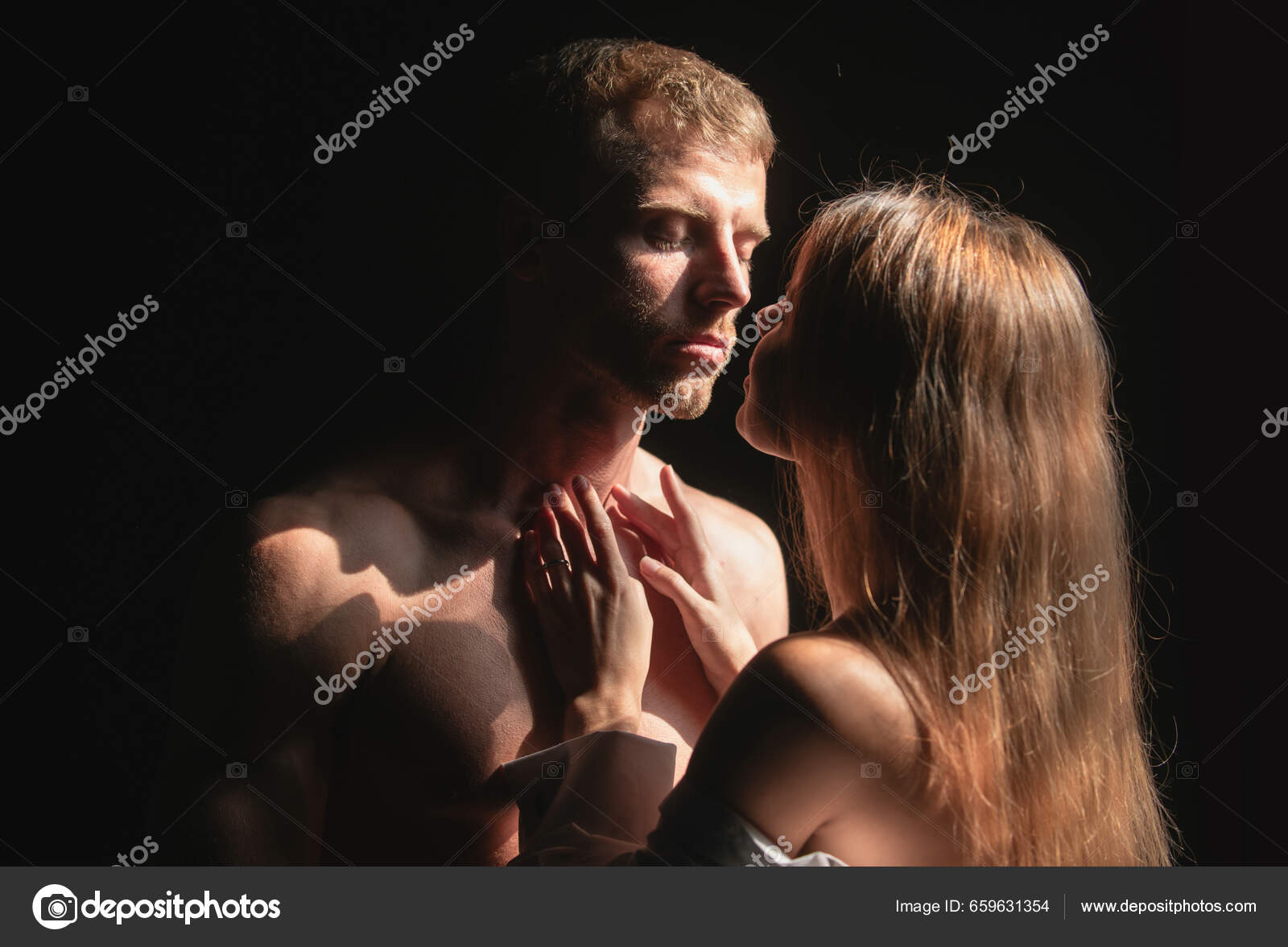 Portrait Lovely Couple Love Young Sensual Girlfriend Glad Passionate Kiss Stock Photo by ©Tverdohlib 659631354