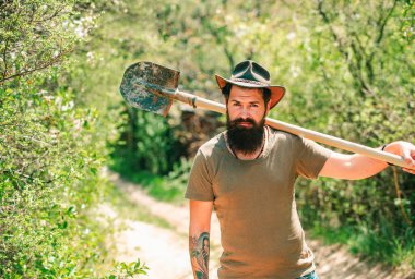 Bahçıvan. Eko tarım işçisi. Köy hayatı. Hobiler ve eğlence.