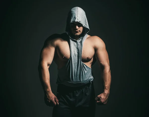 Brutal Wütender Gangster Seriöser Gutaussehender Typ Starker Muskulöser Männlicher Körper — Stockfoto