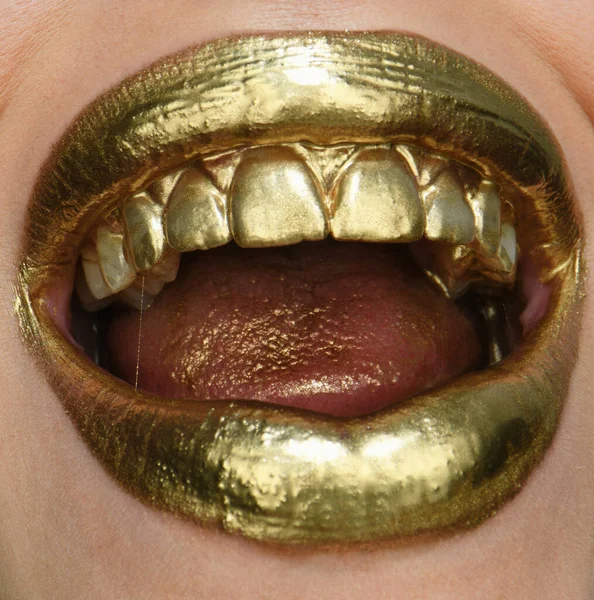 Fecho Batom Dourado Lábios Com Maquiagem Metálica Lábios Sexy Batom — Fotografia de Stock