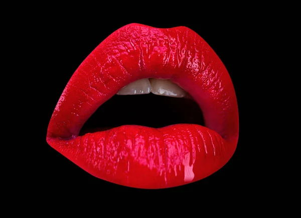 赤い唇だ 唇上の美しいモデルの女の子の口 — ストック写真