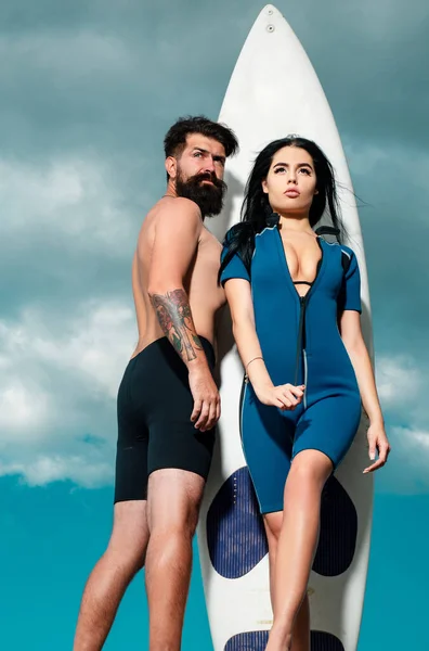 Zomervakantie Sexy Vrouw Badpak Summertime Concept Zonnebaden Surfplank — Stockfoto