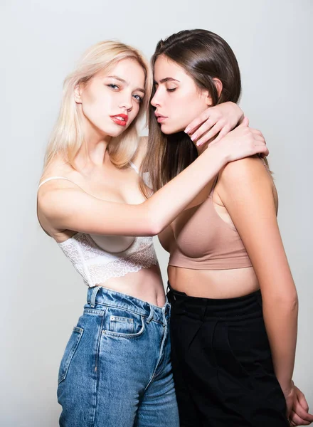Modelos Sexy Apaixonados Retrato Beleza Jovens Lésbicas Casal Mulheres Namoradas — Fotografia de Stock