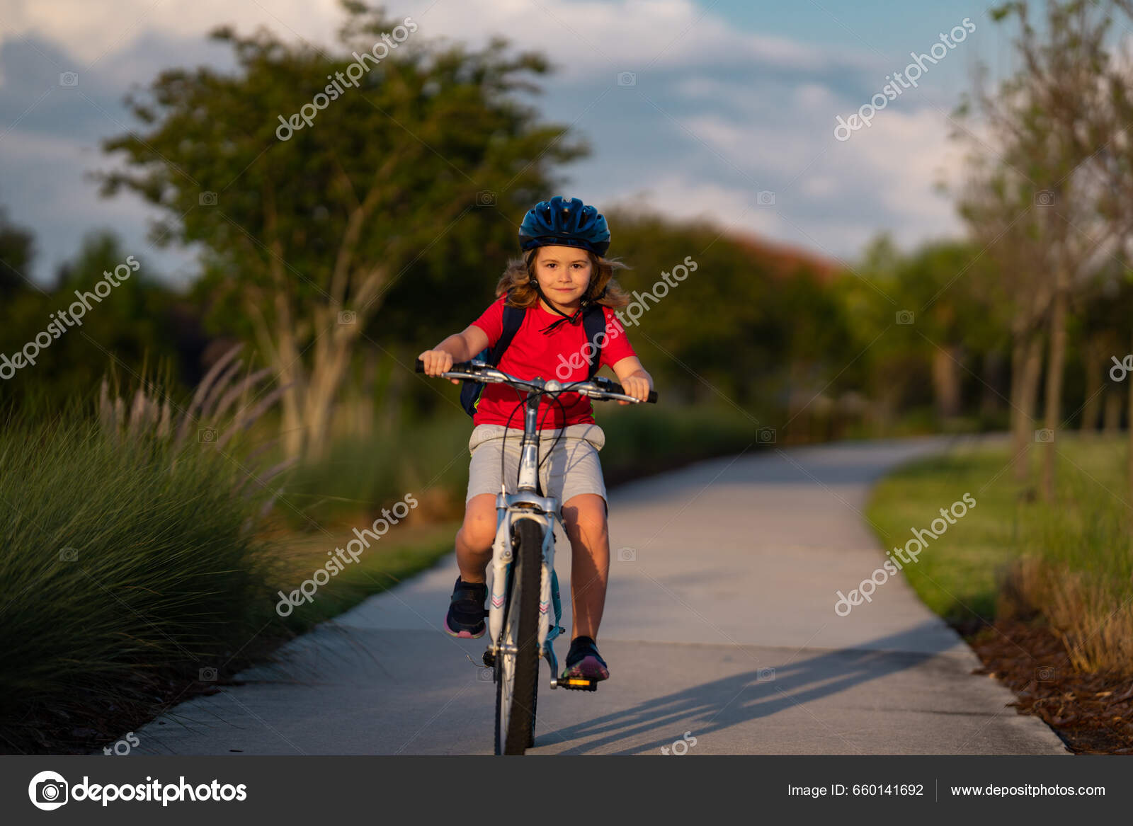 Little Kid Boy Ride Bike Park Kid Cycling Bicycle Happy — Stock