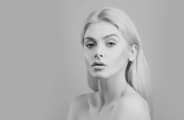 Cilt Bakımı Güzel Kadın Doğal Portresi Makyaj Yok — Stok fotoğraf