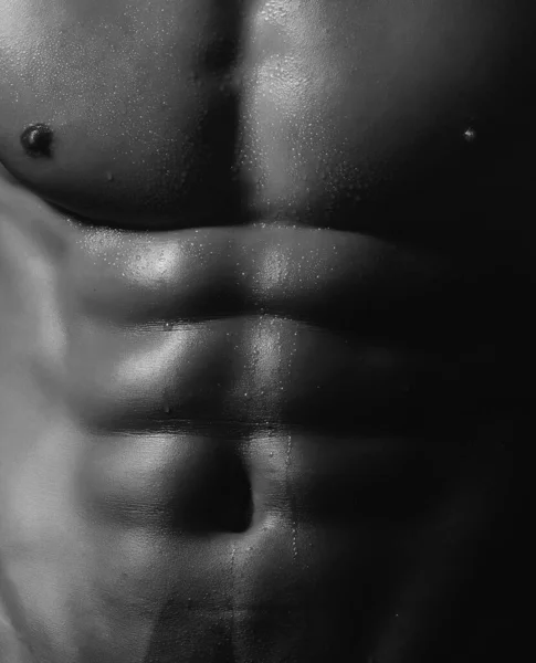 Çekici Erkek Seksi Islak Vücut Kaslı Altılı Paket Vücudu Yakın — Stok fotoğraf