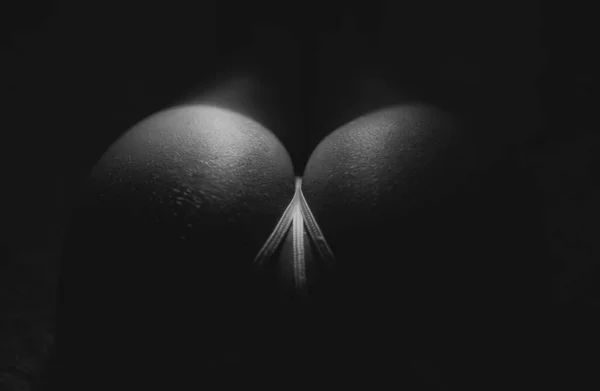 매력적인 에로틱 마사지 완벽한 엉덩이 엉덩이가 매끄러운 바람직한 여성의 닫습니다 — 스톡 사진