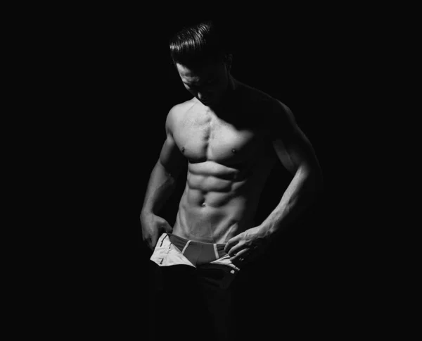 筋肉のない男のモデル 男性の胴にAbs樹脂製 — ストック写真