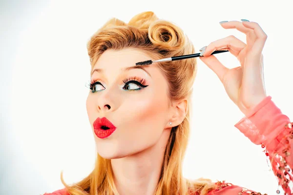 Krásné Husté Obočí Připíchnout Dokonalé Obočí Korekce Make Upu Vtipné — Stock fotografie