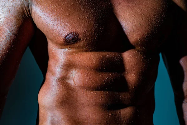 Spiermodel Man Donkere Achtergrond Gespierd Gay Sexy Met Zes Pack — Stockfoto