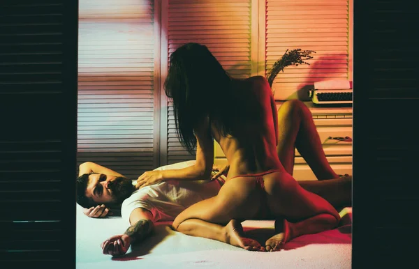 Ilişkiye Hakim Aile Erotik Oyunlar Masaj Rahatlayın Aşk Romantizm Seks — Stok fotoğraf