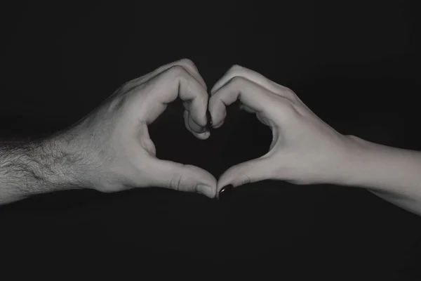 Kvinnliga Och Manliga Händer Form Hjärta Händerna Form Kärlekens Hjärta — Stockfoto
