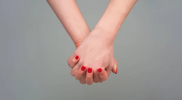 Ajudar Mãos Mãos Dadas Perto Dar Uma Mãozinha Apoio Mão — Fotografia de Stock