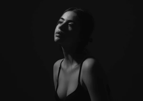 Érzéki Lány Profil Portré Meztelen Smink Silhouette Lány Melltartóban Fekete — Stock Fotó