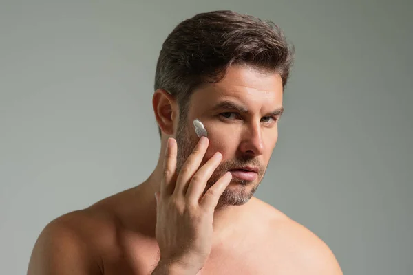 Sexy Bearded Man Care Skin Unshaven Man Bristle Perfect Skin — Stock Photo, Image
