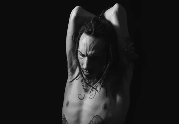 Homem Tatuagem Retrato Hipster Parece Brutal Corpo Moda Masculina Bonito — Fotografia de Stock