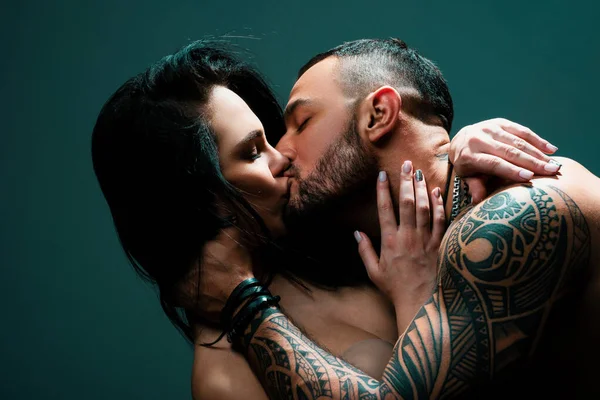 Leidenschaftliche Paarküsse Romantisches Paar Küsst Sich Sexy Verliebtes Paar Liebe — Stockfoto