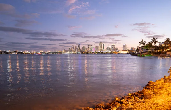 Skyline Von Miami Florida Usa Der Biscayne Bay — Stockfoto