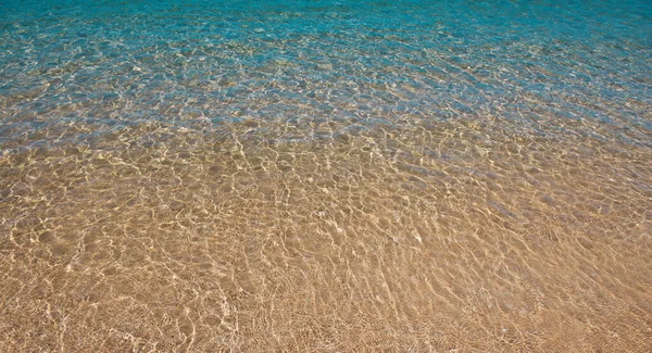 Strand Mit Goldenem Sand Türkisfarbenem Meerwasser Panorama Meerblick Natürlicher Hintergrund — Stockfoto