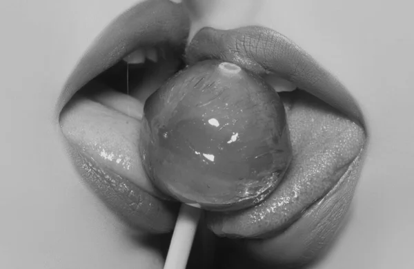 Sinnlich Weiblichen Mund Lecken Lesbische Oralvergnügen Nahaufnahme Von Zwei Sexy — Stockfoto
