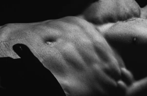 Snygg Kille Sexig Bål Muskulös Man — Stockfoto