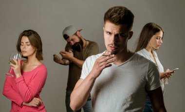 Alkol, sigara ve uyuşturucu da dahil olmak üzere bağımlılık yapan bir grup. Sigara içmeyi bırak. İnsan fizyolojisi kavramı. En Popüler Sosyal Sorunlar. Sigara içerek.