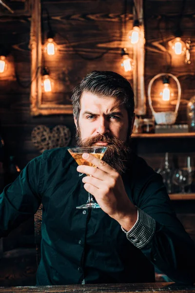 Drunk Man Liquor Martini Concept Drink Barman Pub Retro Vintage — Stock Photo, Image