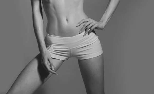 食事と健康的な概念 女性のスリムな体 体重減少 — ストック写真