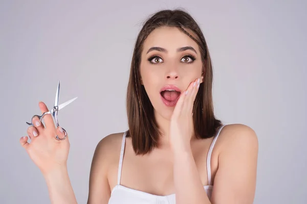 Woman Hairdresser Cutting Hair Scissors — Stock Photo, Image