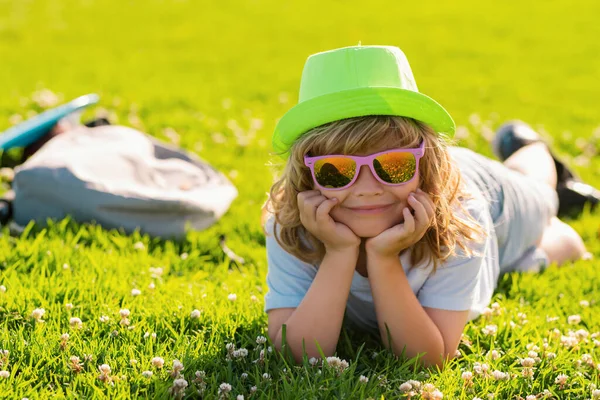 Summer Holiday Children Freedom Carefree Summer Dream Kid Dreams Grass — Stock Photo, Image