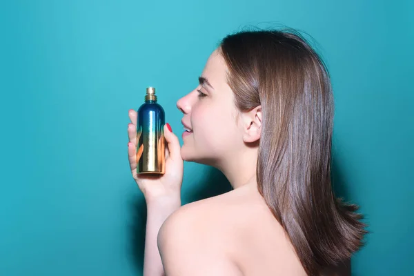 Beautiful Romantic Tender Girl Using Perfume Woman Bottle Perfume Woman — Stock Photo, Image
