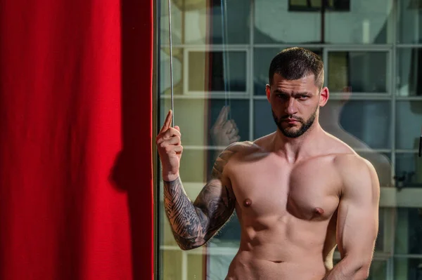 Man Standing Window Seductive Gay Muscular Body Man Hotel Room — Stock Photo, Image