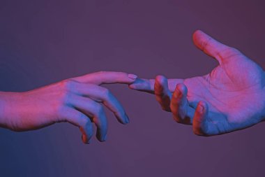 Yardım eli uzatıyorum. El ele tutuşun, yaklaşın. Yardım eli uzatıyorum. Yardım jesti ya da eller. Kurtuluş ilişkileri. Yardım eli uzatıyoruz, akrabayız. Yardım jesti ya da eller. Destek eli